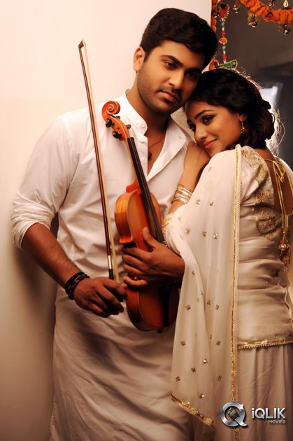 Malli Malli Idi Rani Roju